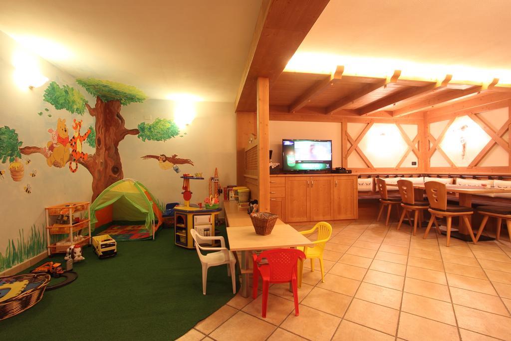 Residence Montebel Tesero Luaran gambar