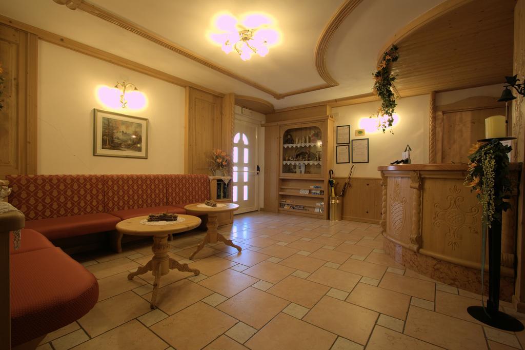 Residence Montebel Tesero Luaran gambar
